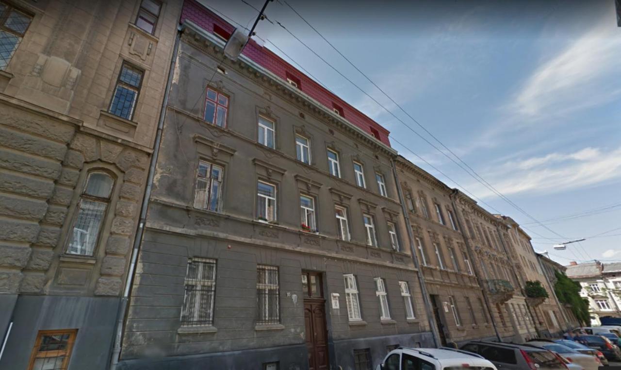 Designer Apartment In The Center Lviv Exterior photo